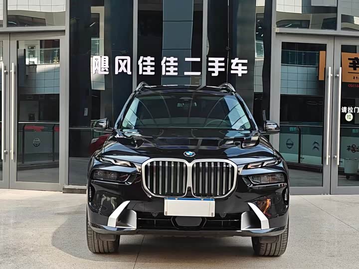 Фото 2 - BMW X7