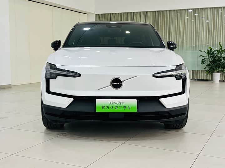 Фото 2 - Volvo EX30