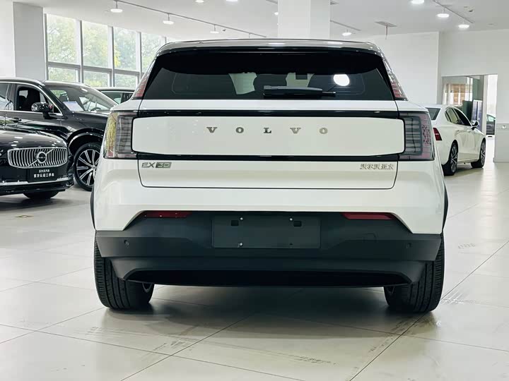 Фото 6 - Volvo EX30