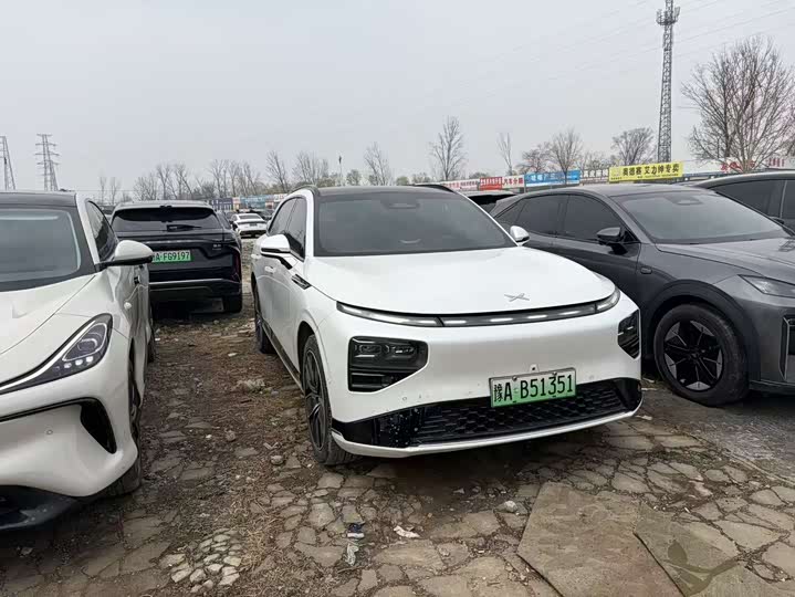 Фото 3 - XPeng G9