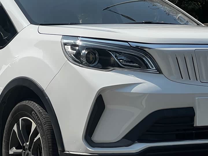 Фото 4 - Geely Geometry EX3