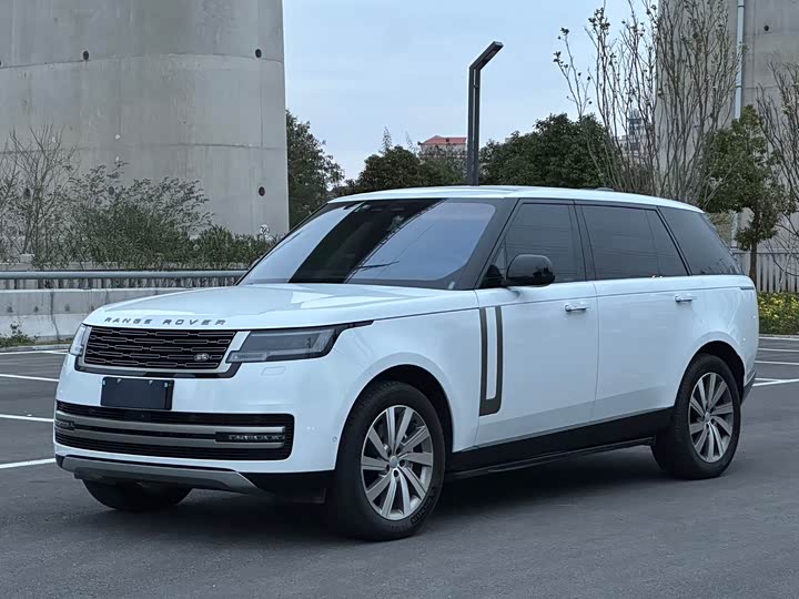 Photo 1 - Land Rover Range Rover