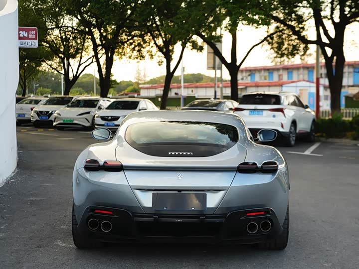 Photo 6 - Ferrari Roma