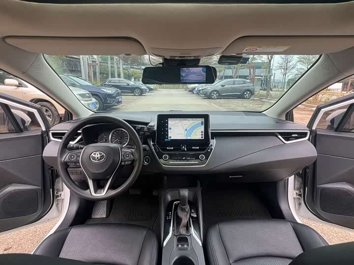 Фото 7 - Toyota Corolla