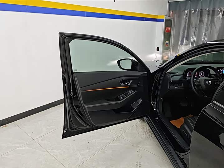 Фото 7 - Honda Accord