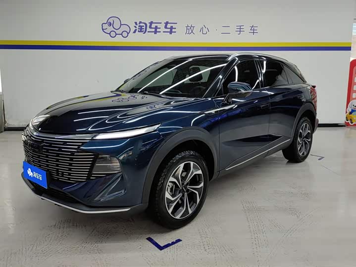 Фото 1 - Haval F7 (Monster)