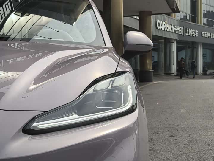 Фото 3 - MG Motor 4 EV