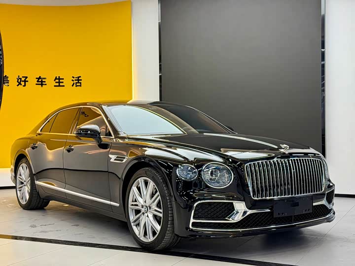 Фото 3 - Bentley Flying Spur Hybrid