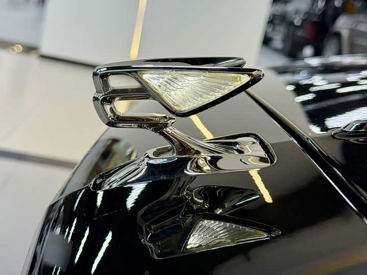 Фото 4 - Bentley Flying Spur Hybrid