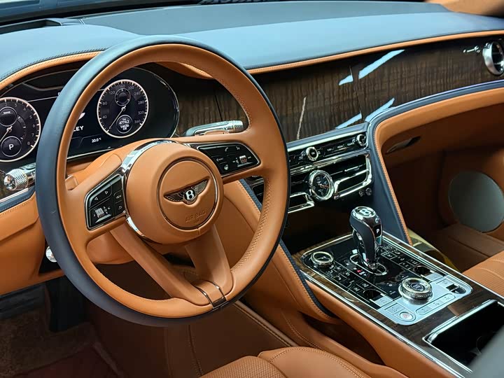 Фото 6 - Bentley Flying Spur Hybrid