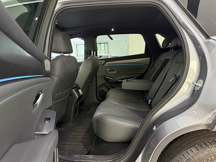 Фото 4 - BYD Song L DM-i Hybrid