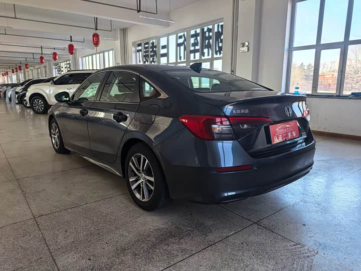 Фото 4 - Honda Civic