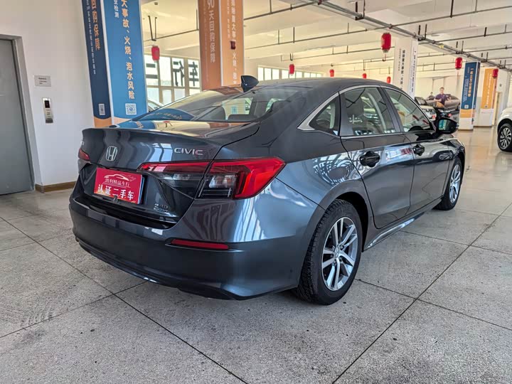 Фото 6 - Honda Civic