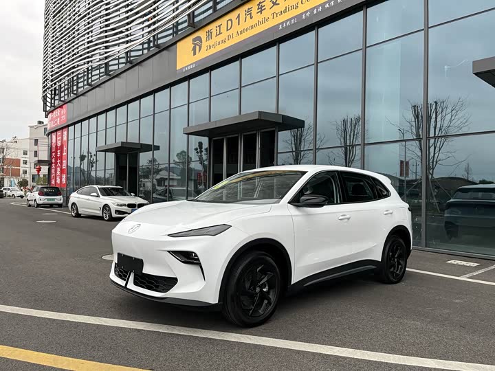 Фото 1 - MG Motor ES5