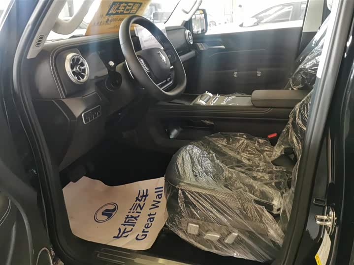 Фото 9 - Tank 300