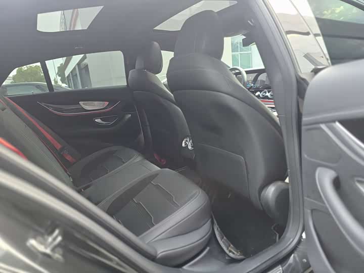 Фото 9 - Mercedes-Benz AMG GT