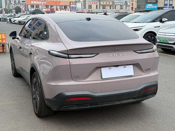 Фото 5 - Nio Onvo L60