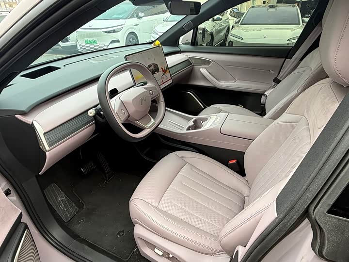 Фото 9 - Nio Onvo L60