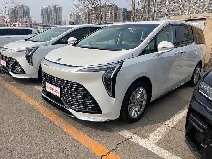 Фото 1 - Buick GL8 Century