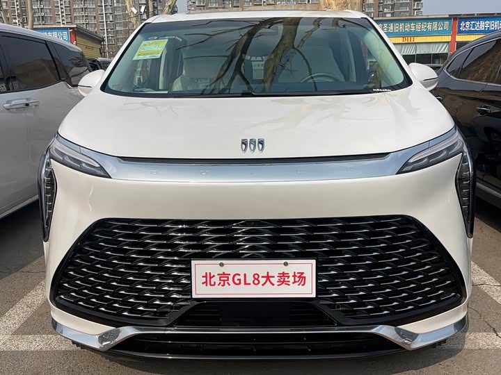 Фото 2 - Buick GL8 Century