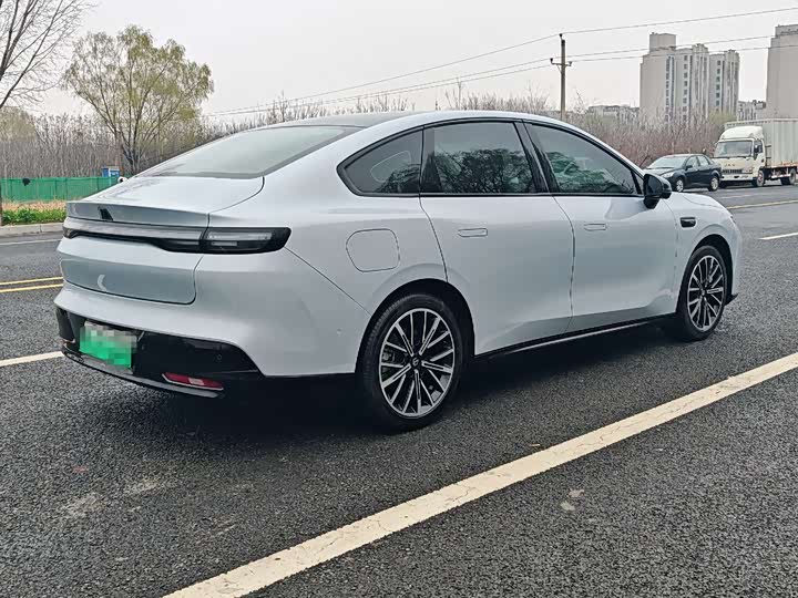 Фото 4 - Leapmotor B01