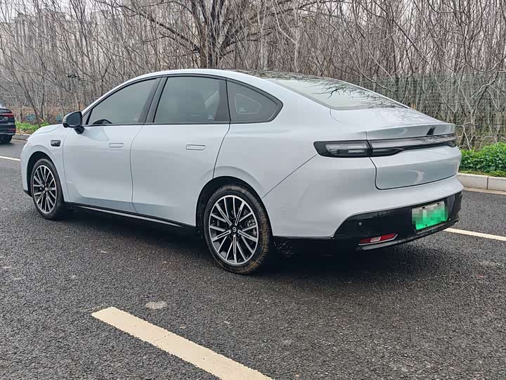 Фото 6 - Leapmotor B01