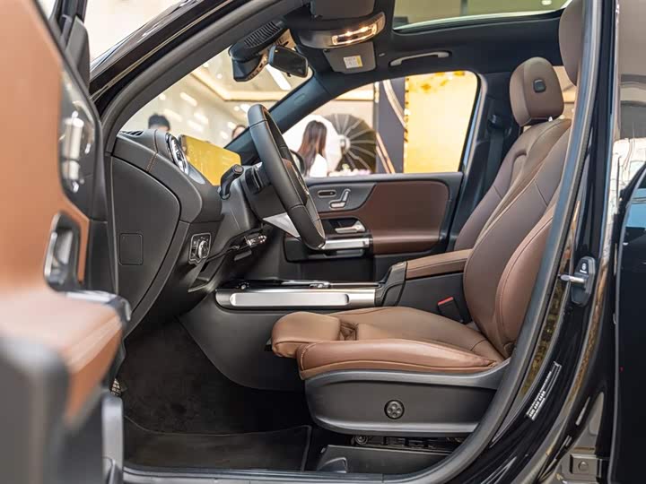 Фото 5 - Mercedes-Benz GLB-Class