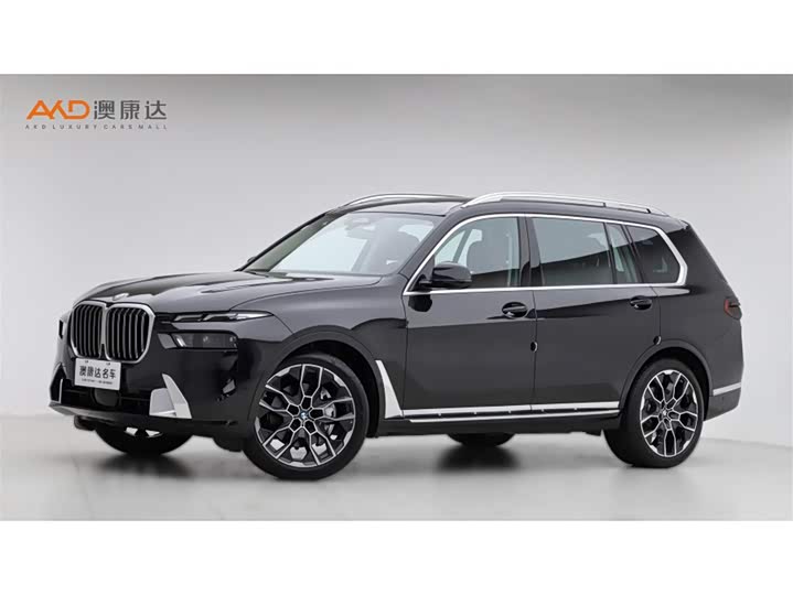 Фото 1 - BMW X7