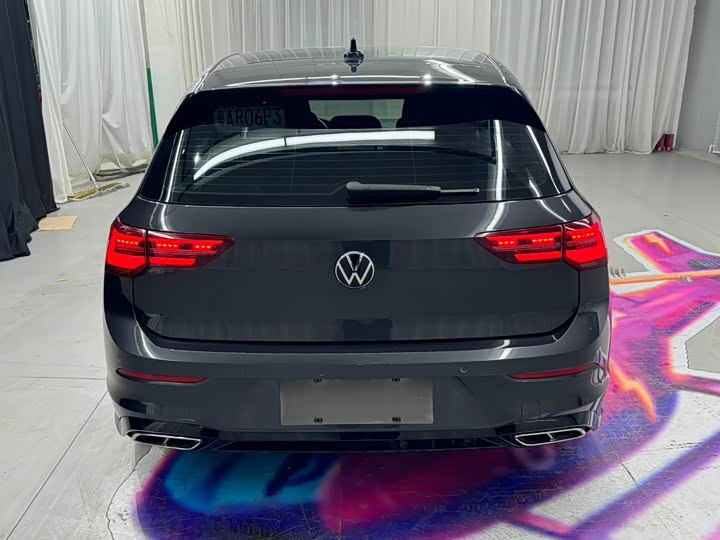 Фото 5 - Volkswagen Golf