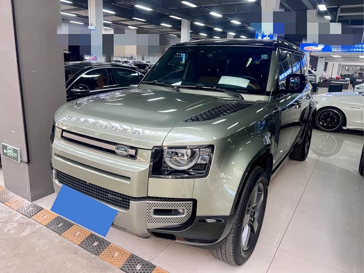 Фото 1 - Land Rover Defender