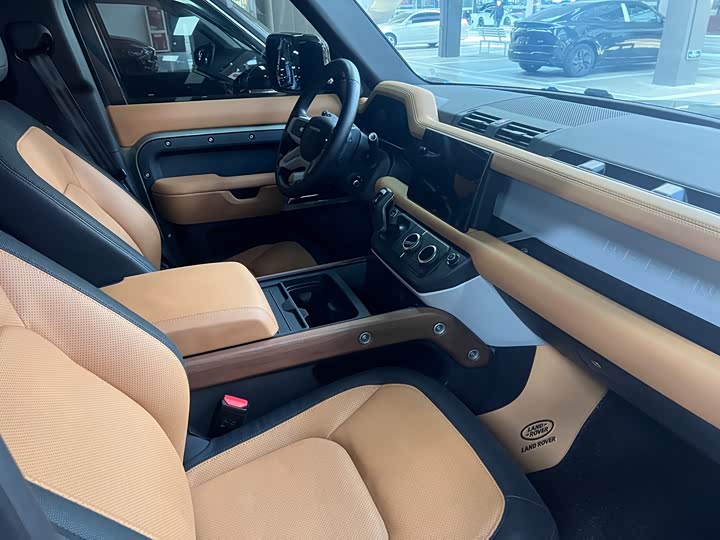 Фото 6 - Land Rover Defender