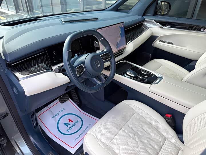 Фото 6 - Zeekr 009