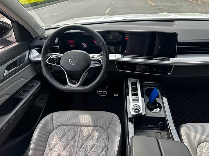 Photo 4 - Volkswagen Tavendor