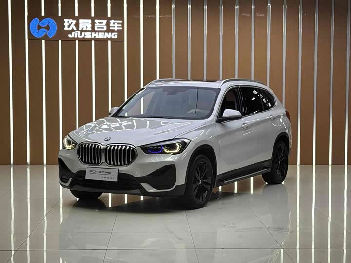 Photo 1 - BMW X1