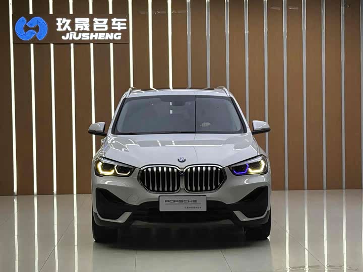 Photo 2 - BMW X1
