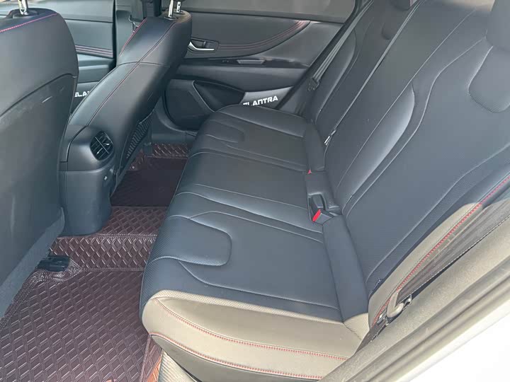 Фото 8 - Hyundai Elantra N line