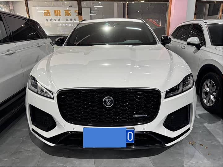 Photo 2 - Jaguar F-Pace