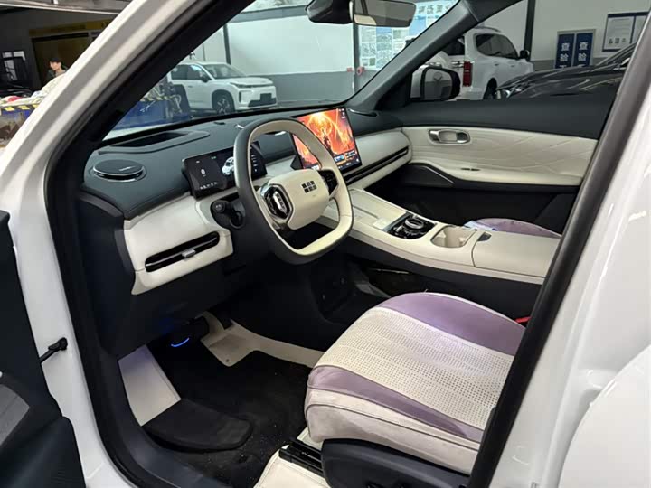 Фото 5 - Geely Galaxy Starship 7