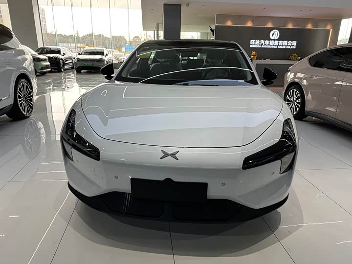 Фото 2 - XPeng Mona M03