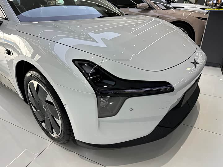 Фото 4 - XPeng Mona M03