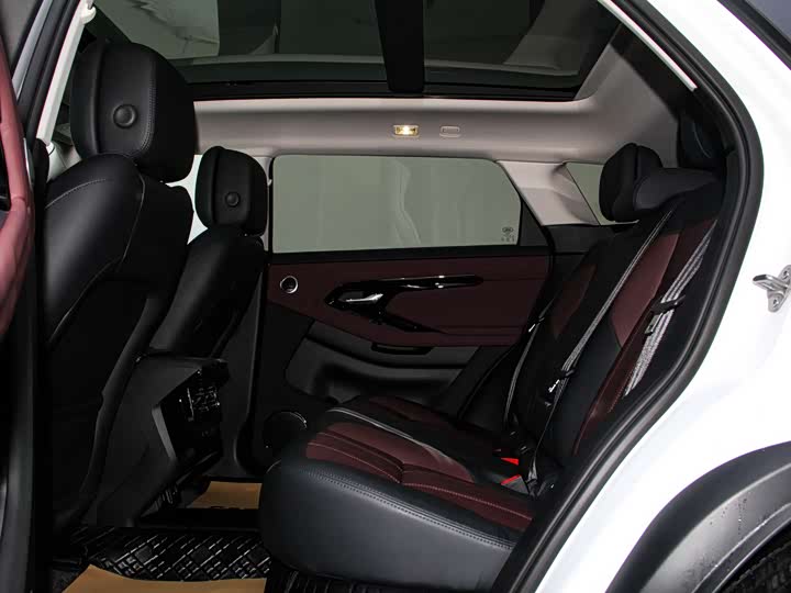 Photo 4 - Land Rover Range Rover Evoque L