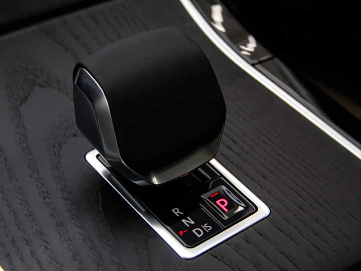 Photo 7 - Land Rover Range Rover Evoque L