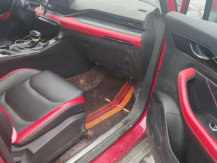 Фото 8 - Geely Emgrand GS