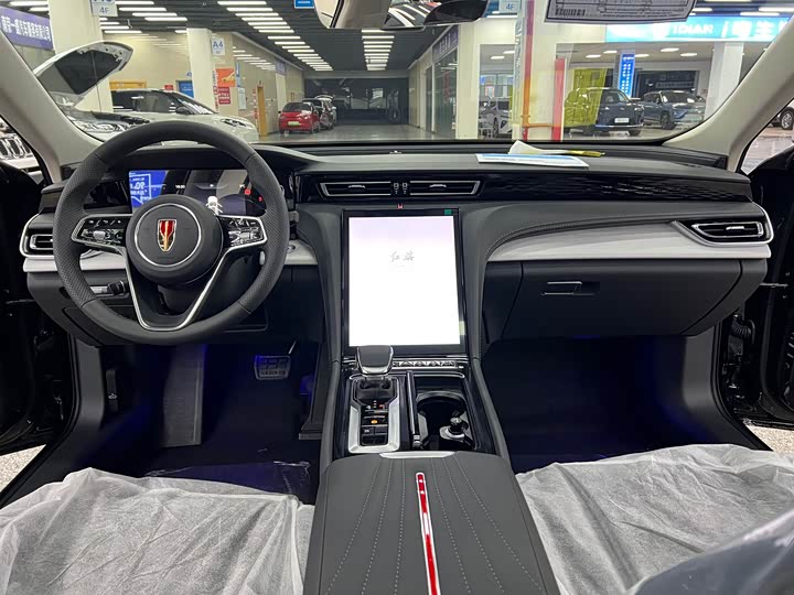 Фото 6 - Hongqi H5