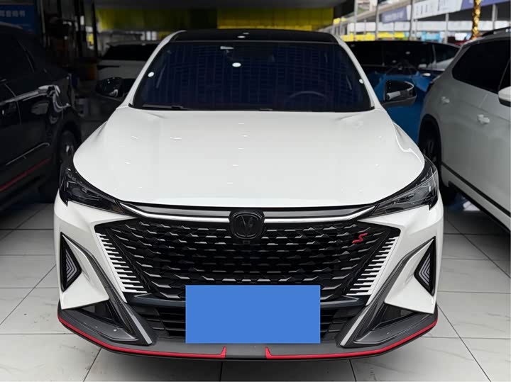 Фото 2 - Changan X5 Plus