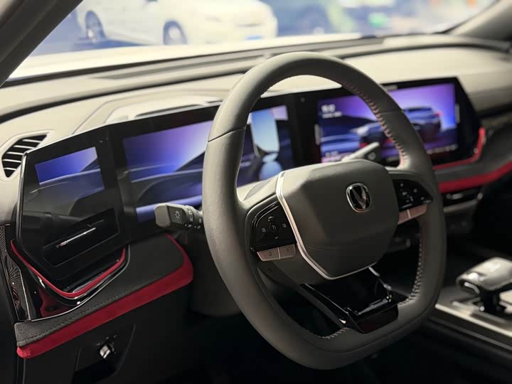 Фото 6 - Changan X5 Plus