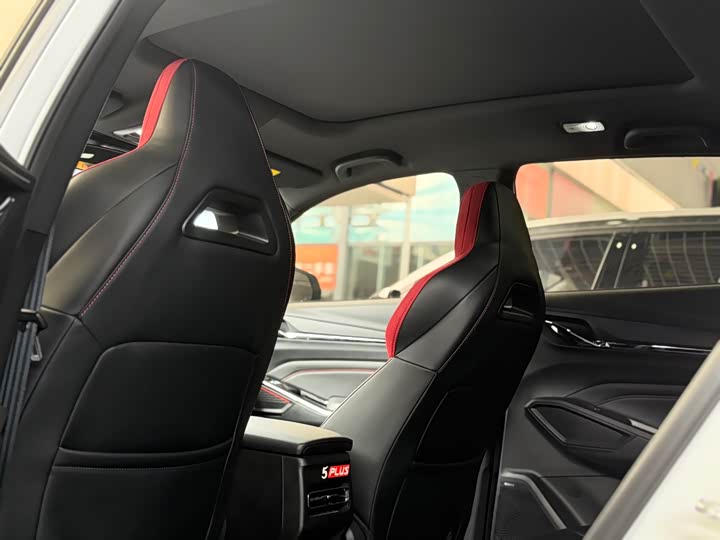 Фото 7 - Changan X5 Plus