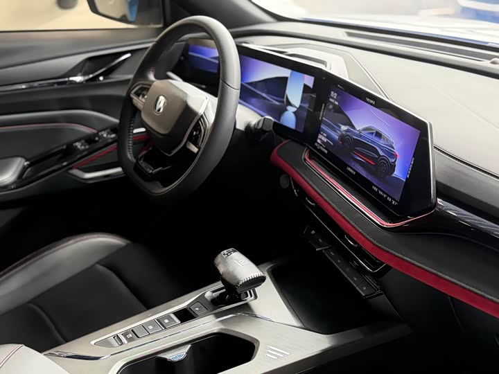 Фото 8 - Changan X5 Plus