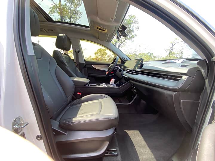 Фото 7 - Chery Tiggo 8 Plus