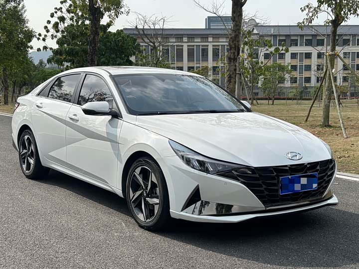 Фото 3 - Hyundai Elantra N line